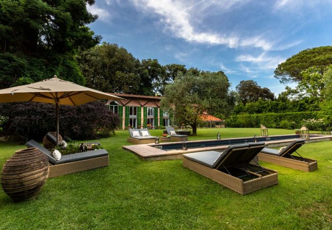 Villa in Migliarino - LIMONAIA Romantic Farmhouse in the Pinewood, Private Pool close to the Beach Villa in Migliarino - LIMONAIA Romantic Farmhouse in the Pinewood, Private Pool close to the Beach