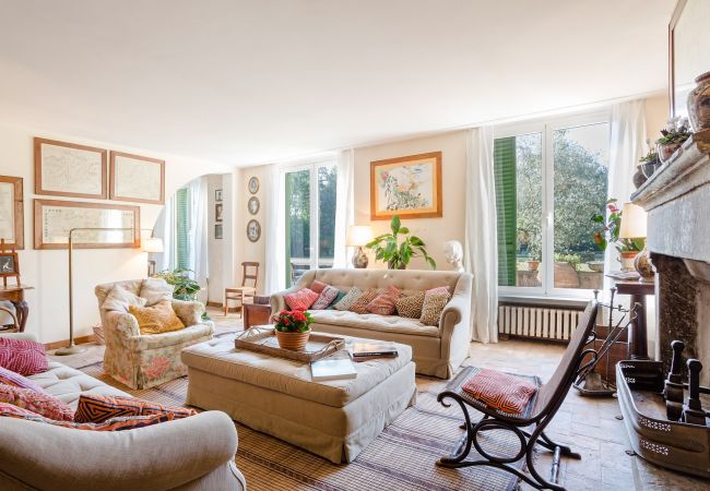 Villa in Migliarino - LIMONAIA Romantic Farmhouse in the Pinewood, Private Pool close to the Beach Villa in Migliarino - LIMONAIA Romantic Farmhouse in the Pinewood, Private Pool close to the Beach