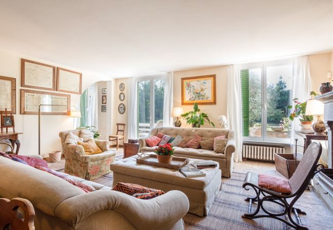 Villa in Migliarino - LIMONAIA Romantic Farmhouse in the Pinewood, Private Pool close to the Beach Villa in Migliarino - LIMONAIA Romantic Farmhouse in the Pinewood, Private Pool close to the Beach