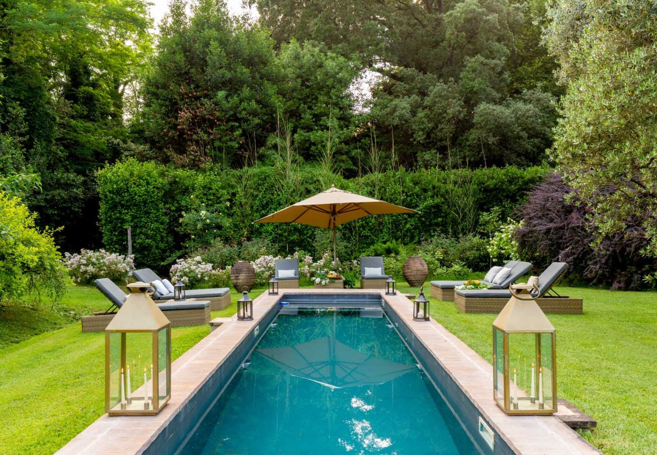 Villa in Migliarino - LIMONAIA Romantic Farmhouse in the Pinewood, Private Pool close to the Beach Villa in Migliarino - LIMONAIA Romantic Farmhouse in the Pinewood, Private Pool close to the Beach