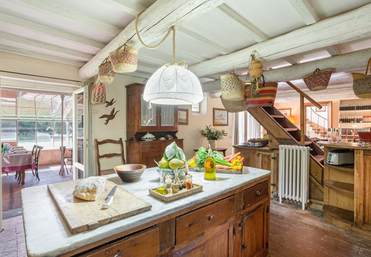 Villa in Migliarino - LIMONAIA Romantic Farmhouse in the Pinewood, Private Pool close to the Beach Villa in Migliarino - LIMONAIA Romantic Farmhouse in the Pinewood, Private Pool close to the Beach