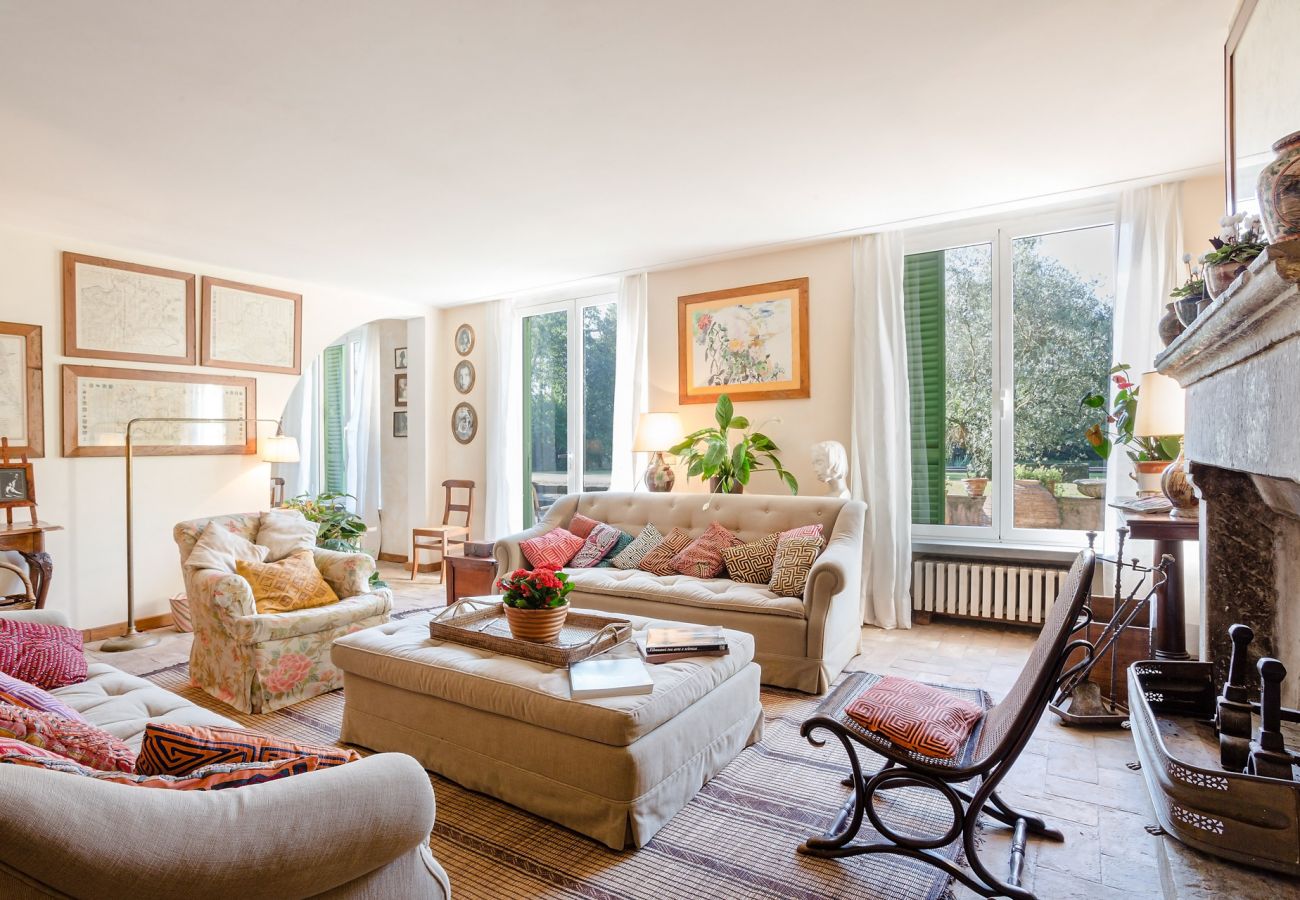 Villa in Migliarino - LIMONAIA Romantic Farmhouse in the Pinewood, Private Pool close to the Beach Villa in Migliarino - LIMONAIA Romantic Farmhouse in the Pinewood, Private Pool close to the Beach