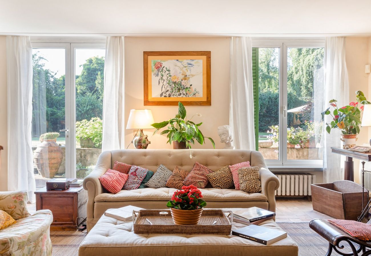 Villa in Migliarino - LIMONAIA Romantic Farmhouse in the Pinewood, Private Pool close to the Beach Villa in Migliarino - LIMONAIA Romantic Farmhouse in the Pinewood, Private Pool close to the Beach