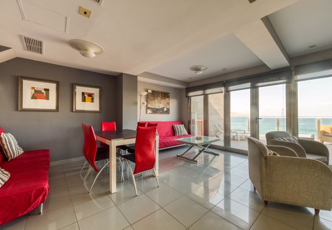 House in Las Palmas de Gran Canaria - Great terrace in front of the beach by CanariasGetaway House in Las Palmas de Gran Canaria - Great terrace in front of the beach by CanariasGetaway