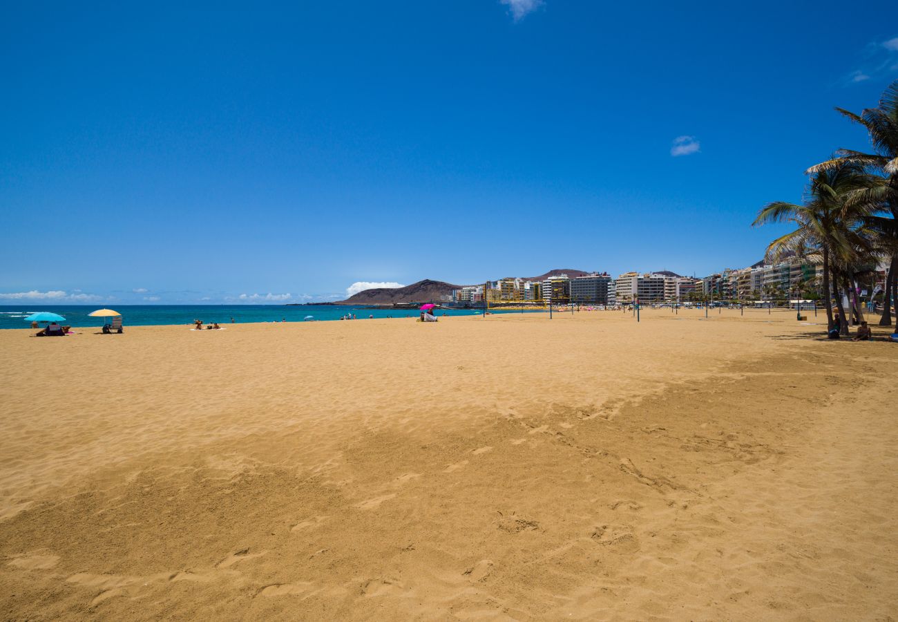 House in Las Palmas de Gran Canaria - Great terrace in front of the beach by CanariasGetaway House in Las Palmas de Gran Canaria - Great terrace in front of the beach by CanariasGetaway