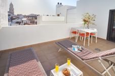 Apartment in Málaga - LU&CIA OASIS WITH TERRACE