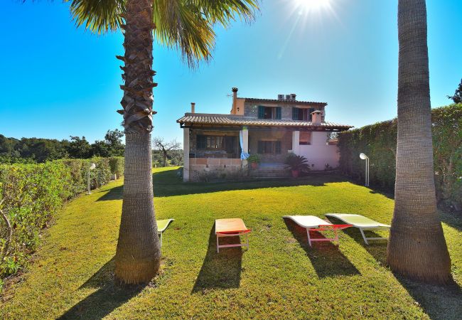 Villa in Selva - Cantabou 014 magnificent finca with private pool, large garden, barbecue and air conditioning Villa in Selva - Cantabou 014 magnificent finca with private pool, large garden, barbecue and air conditioning