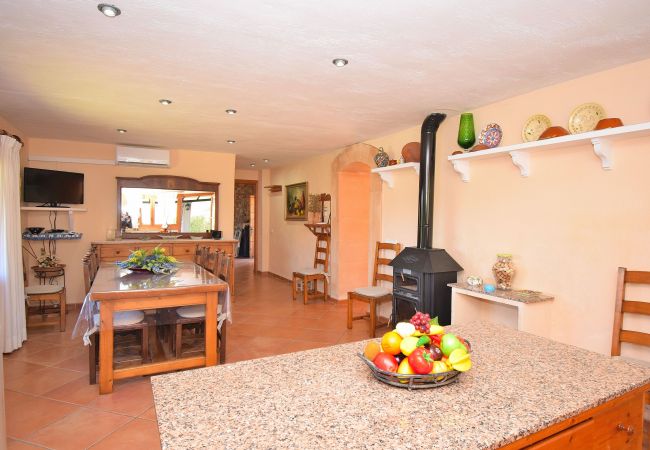 Villa in Selva - Cantabou 014 magnificent finca with private pool, large garden, barbecue and air conditioning Villa in Selva - Cantabou 014 magnificent finca with private pool, large garden, barbecue and air conditioning