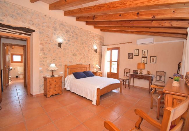 Villa in Selva - Cantabou 014 magnificent finca with private pool, large garden, barbecue and air conditioning Villa in Selva - Cantabou 014 magnificent finca with private pool, large garden, barbecue and air conditioning