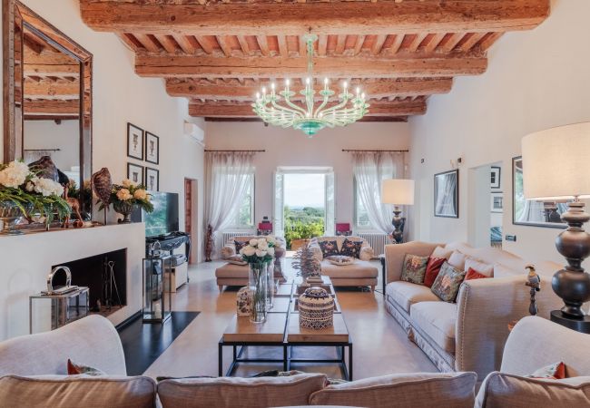 Villa in Montecarlo - 10 Bedrooms Villa in Lucca, SPA, Panoramic Pool Villa in Montecarlo - 10 Bedrooms Villa in Lucca, SPA, Panoramic Pool