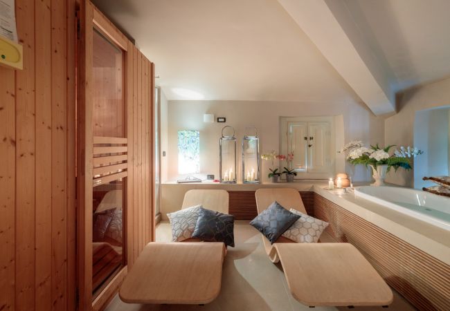 Villa in Montecarlo - 10 Bedrooms Villa in Lucca, SPA, Panoramic Pool Villa in Montecarlo - 10 Bedrooms Villa in Lucca, SPA, Panoramic Pool