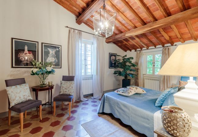 Villa in Montecarlo - 10 Bedrooms Villa in Lucca, SPA, Panoramic Pool Villa in Montecarlo - 10 Bedrooms Villa in Lucca, SPA, Panoramic Pool
