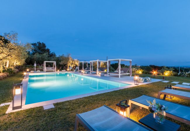 Villa in Montecarlo - 10 Bedrooms Villa in Lucca, SPA, Panoramic Pool Villa in Montecarlo - 10 Bedrooms Villa in Lucca, SPA, Panoramic Pool