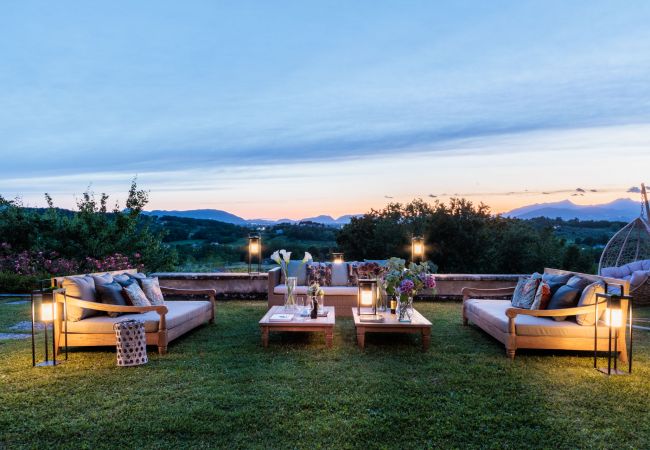 Villa in Montecarlo - 10 Bedrooms Villa in Lucca, SPA, Panoramic Pool Villa in Montecarlo - 10 Bedrooms Villa in Lucca, SPA, Panoramic Pool