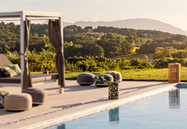 Villa in Montecarlo - 10 Bedrooms Villa in Lucca, SPA, Panoramic Pool Villa in Montecarlo - 10 Bedrooms Villa in Lucca, SPA, Panoramic Pool