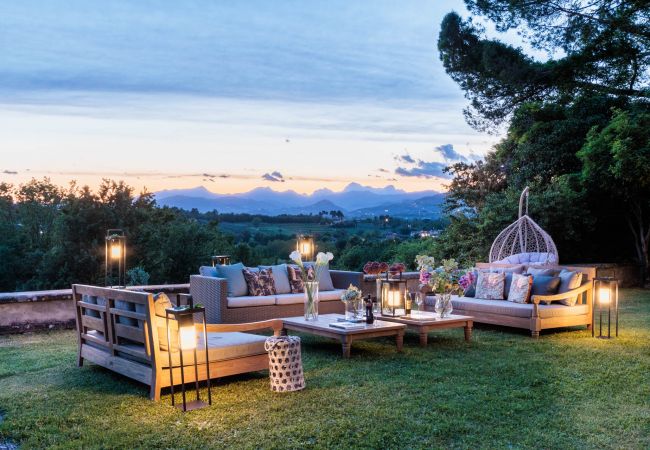 Villa in Montecarlo - 10 Bedrooms Villa in Lucca, SPA, Panoramic Pool Villa in Montecarlo - 10 Bedrooms Villa in Lucca, SPA, Panoramic Pool