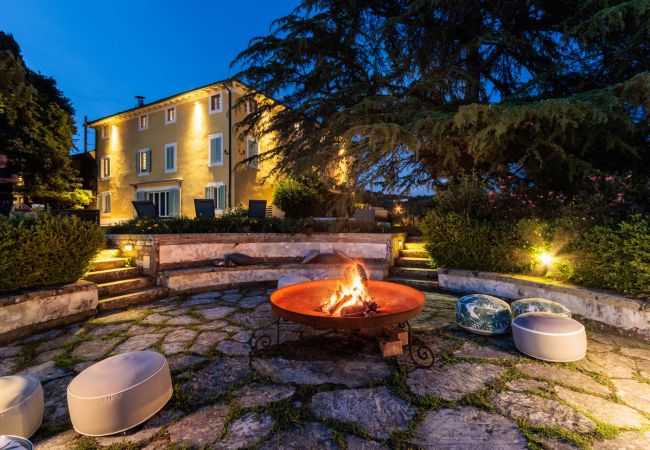 Villa in Montecarlo - 10 Bedrooms Villa in Lucca, SPA, Panoramic Pool Villa in Montecarlo - 10 Bedrooms Villa in Lucca, SPA, Panoramic Pool