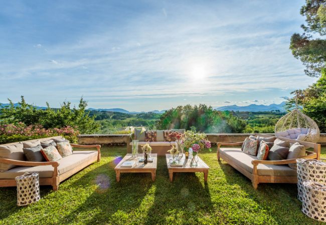Villa in Montecarlo - 10 Bedrooms Villa in Lucca, SPA, Panoramic Pool Villa in Montecarlo - 10 Bedrooms Villa in Lucca, SPA, Panoramic Pool