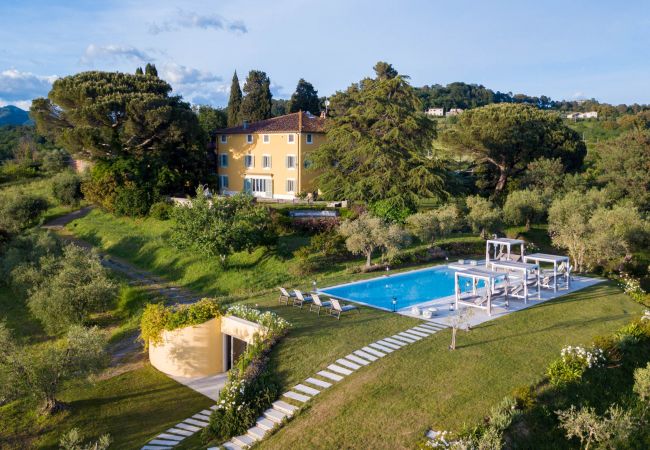 Villa in Montecarlo - 10 Bedrooms Villa in Lucca, SPA, Panoramic Pool Villa in Montecarlo - 10 Bedrooms Villa in Lucca, SPA, Panoramic Pool