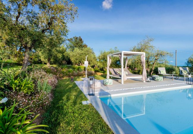Villa in Montecarlo - 10 Bedrooms Villa in Lucca, SPA, Panoramic Pool Villa in Montecarlo - 10 Bedrooms Villa in Lucca, SPA, Panoramic Pool