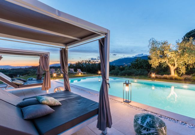 Villa in Montecarlo - 10 Bedrooms Villa in Lucca, SPA, Panoramic Pool Villa in Montecarlo - 10 Bedrooms Villa in Lucca, SPA, Panoramic Pool