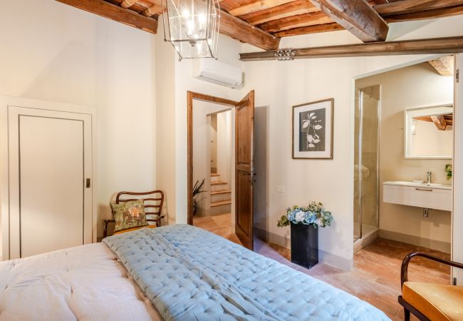 Villa in Montecarlo - 10 Bedrooms Villa in Lucca, SPA, Panoramic Pool Villa in Montecarlo - 10 Bedrooms Villa in Lucca, SPA, Panoramic Pool