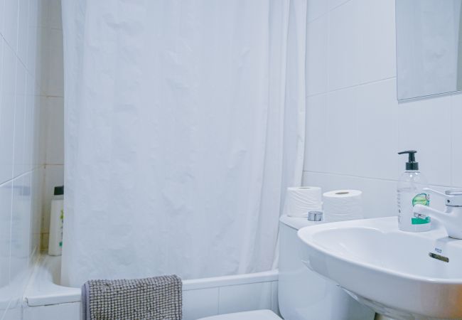 Studio in Madrid - COZY APARTMENT-LAVAPIES- MADRID CITY CENTER Studio in Madrid - COZY APARTMENT-LAVAPIES- MADRID CITY CENTER