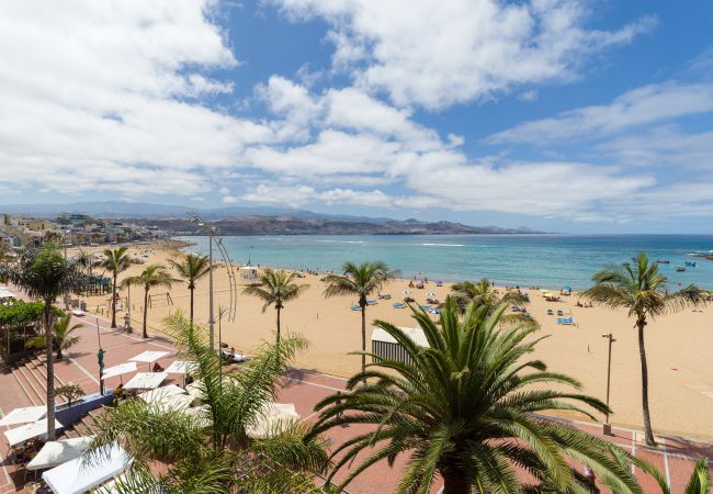House in Las Palmas de Gran Canaria - Huge Balcony over Las Canteras By CanariasGetaway  House in Las Palmas de Gran Canaria - Huge Balcony over Las Canteras By CanariasGetaway