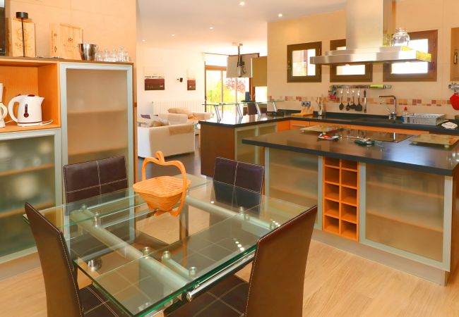 Country house in Campos - Son Vigili 417 magnificent villa with private pool, jacuzzi, children's area and air-conditioning Country house in Campos - Son Vigili 417 magnificent villa with private pool, jacuzzi, children's area and air-conditioning