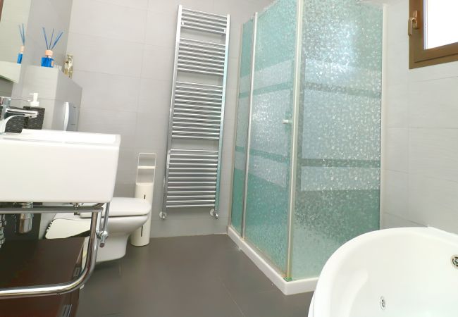 Country house in Campos - Son Vigili 417 magnificent villa with private pool, jacuzzi, children's area and air-conditioning Country house in Campos - Son Vigili 417 magnificent villa with private pool, jacuzzi, children's area and air-conditioning