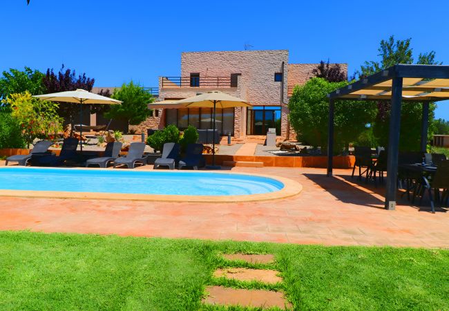 Country house in Campos - Son Vigili 417 magnificent villa with private pool, jacuzzi, children's area and air-conditioning Country house in Campos - Son Vigili 417 magnificent villa with private pool, jacuzzi, children's area and air-conditioning