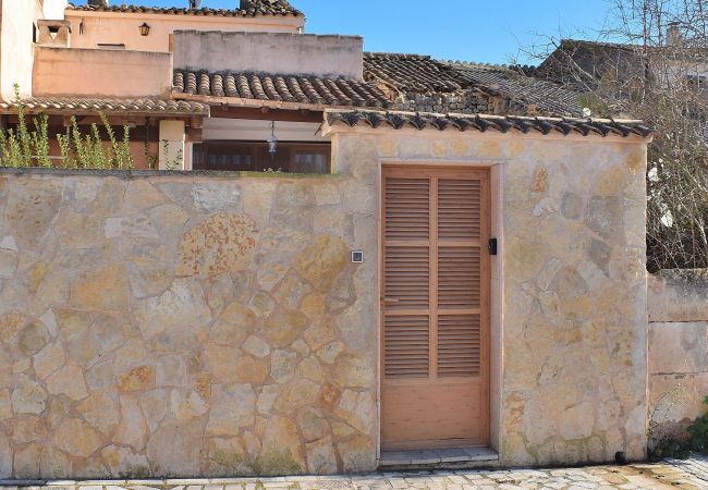 House in Maria de la salut - Sa Raval 082 cosy traditional village house with terrace and WiFi House in Maria de la salut - Sa Raval 082 cosy traditional village house with terrace and WiFi