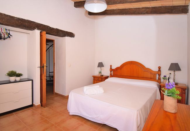 Country house in Sineu - Es Camp Pla 087 cosy finca with private pool, terrace, garden, barbecue and air-conditioning Country house in Sineu - Es Camp Pla 087 cosy finca with private pool, terrace, garden, barbecue and air-conditioning