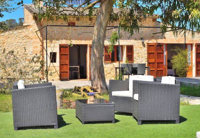 Country house in Sineu - Es Camp Pla 087 cosy finca with private pool, terrace, garden, barbecue and air-conditioning Country house in Sineu - Es Camp Pla 087 cosy finca with private pool, terrace, garden, barbecue and air-conditioning