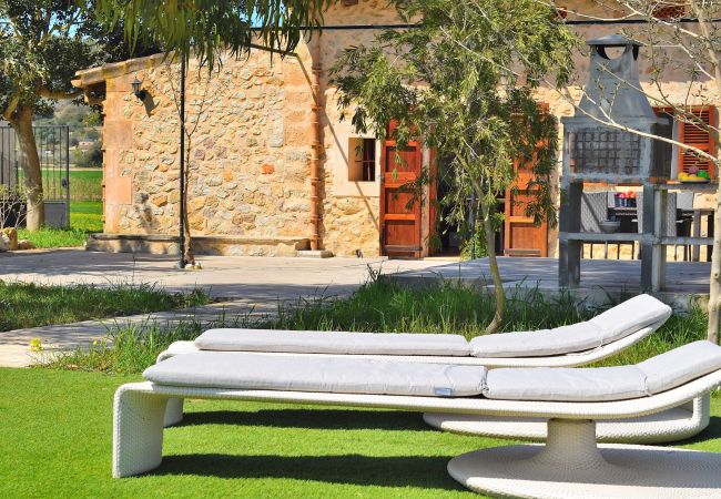 Country house in Sineu - Es Camp Pla 087 cosy finca with private pool, terrace, garden, barbecue and air-conditioning Country house in Sineu - Es Camp Pla 087 cosy finca with private pool, terrace, garden, barbecue and air-conditioning