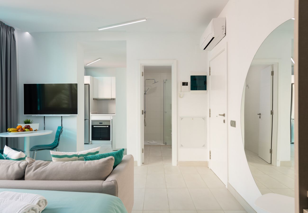 Apartment in Las Palmas de Gran Canaria - Edison Building 202 By Canariasgetaway Apartment in Las Palmas de Gran Canaria - Edison Building 202 By Canariasgetaway