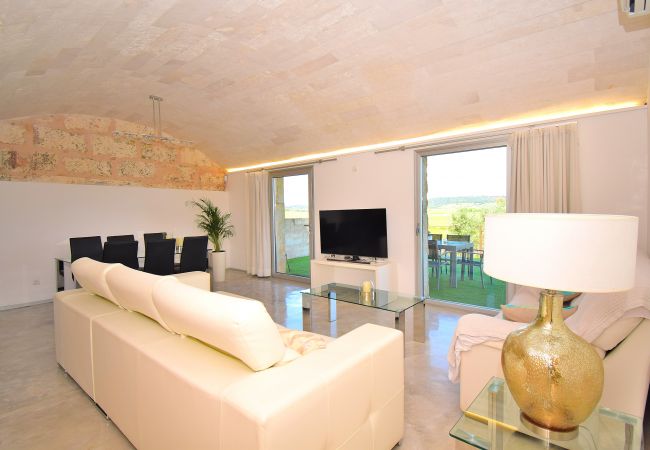 Country house in Maria de la salut - Es Gassons 012 fantastic villa with private pool, stunning views, barbecue and air-conditioning Country house in Maria de la salut - Es Gassons 012 fantastic villa with private pool, stunning views, barbecue and air-conditioning