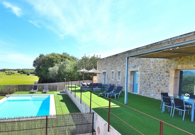 Country house in Maria de la salut - Es Gassons 012 fantastic villa with private pool, stunning views, barbecue and air-conditioning Country house in Maria de la salut - Es Gassons 012 fantastic villa with private pool, stunning views, barbecue and air-conditioning