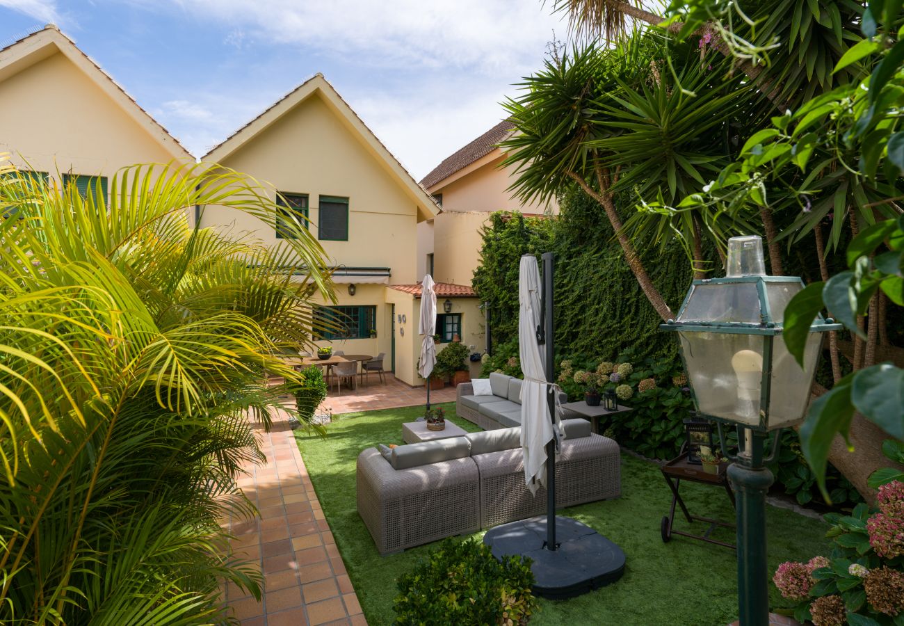House in Santa Brígida - House with cozy garden BBQ  House in Santa Brígida - House with cozy garden BBQ