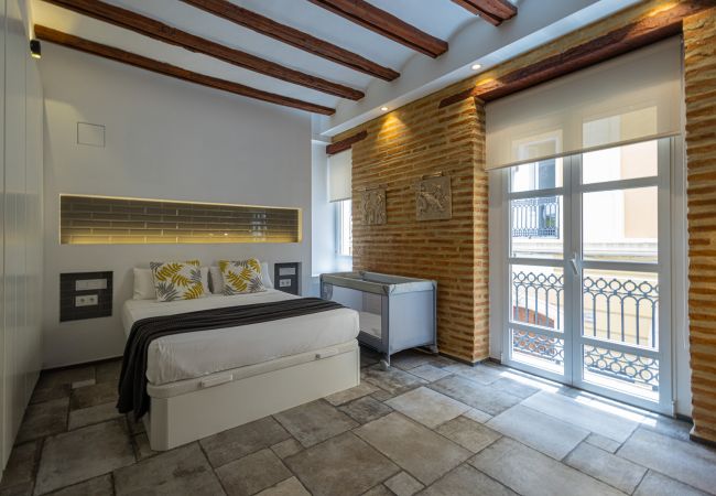 Apartment in Valencia / València - CENTER-MODERN 1BR, 2BA-TERRACE, WI-FI, A/C  Apartment in Valencia / València - CENTER-MODERN 1BR, 2BA-TERRACE, WI-FI, A/C
