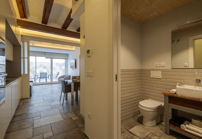 Apartment in Valencia / València - CENTER-MODERN 1BR, 2BA-TERRACE, WI-FI, A/C  Apartment in Valencia / València - CENTER-MODERN 1BR, 2BA-TERRACE, WI-FI, A/C