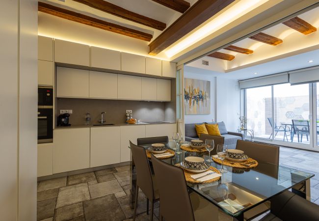 Apartment in Valencia / València - CENTER-MODERN 1BR, 2BA-TERRACE, WI-FI, A/C  Apartment in Valencia / València - CENTER-MODERN 1BR, 2BA-TERRACE, WI-FI, A/C