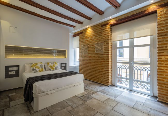 Apartment in Valencia / València - CENTER-MODERN 1BR, 2BA-TERRACE, WI-FI, A/C  Apartment in Valencia / València - CENTER-MODERN 1BR, 2BA-TERRACE, WI-FI, A/C