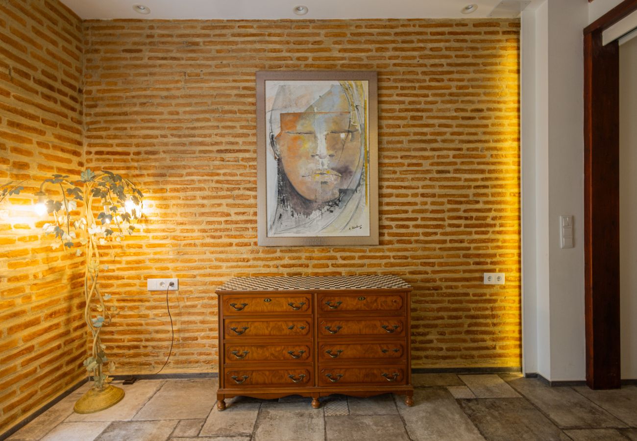 Apartment in Valencia / València - CENTER-MODERN 1BR, 2BA-TERRACE, WI-FI, A/C  Apartment in Valencia / València - CENTER-MODERN 1BR, 2BA-TERRACE, WI-FI, A/C