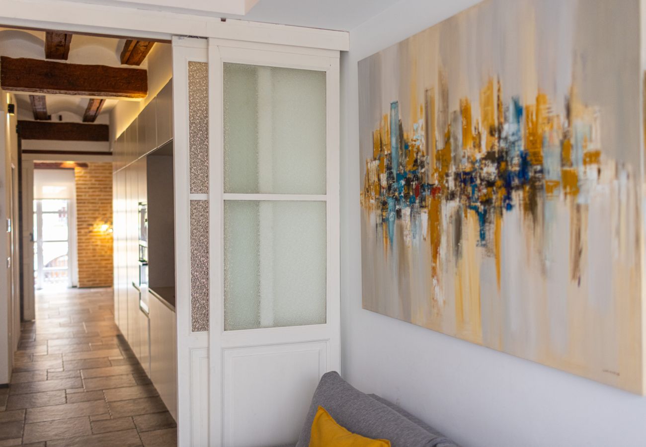 Apartment in Valencia / València - CENTER-MODERN 1BR, 2BA-TERRACE, WI-FI, A/C  Apartment in Valencia / València - CENTER-MODERN 1BR, 2BA-TERRACE, WI-FI, A/C
