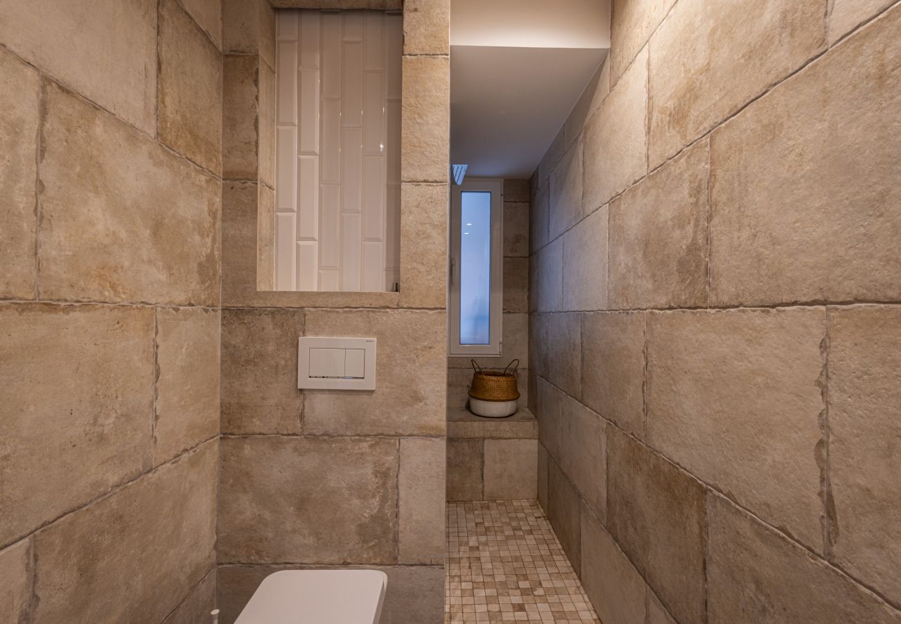 Apartment in Valencia / València - CENTER-MODERN 1BR, 2BA-TERRACE, WI-FI, A/C  Apartment in Valencia / València - CENTER-MODERN 1BR, 2BA-TERRACE, WI-FI, A/C