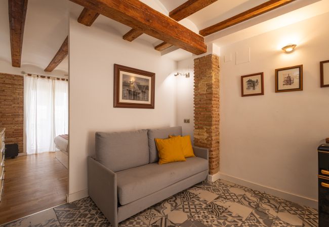 Apartment in Valencia / València - The Loft in the Heart of Ruzafa by Florit Flats Apartment in Valencia / València - The Loft in the Heart of Ruzafa by Florit Flats