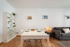 Apartment in Barcelona - Flateli París