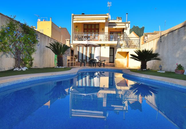 House in Muro - Capavila 196 fantastic villa with private pool, terrace, air-conditioning and WiFi House in Muro - Capavila 196 fantastic villa with private pool, terrace, air-conditioning and WiFi