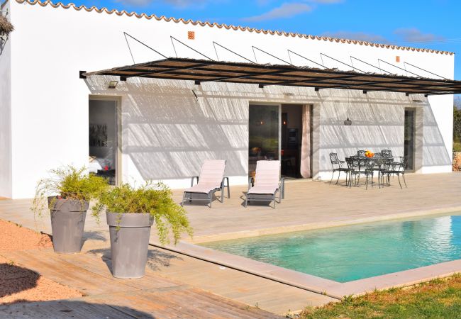 Country house in Sineu - Son Alcaines Petit 249 cosy finca with private pool, terrace, barbecue and WiFi Country house in Sineu - Son Alcaines Petit 249 cosy finca with private pool, terrace, barbecue and WiFi